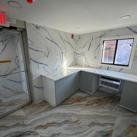 Essence Express Elizabeth Ewr Airport Hotel ภายนอก รูปภาพ