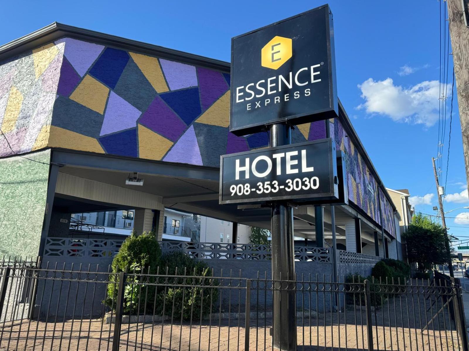Essence Express Elizabeth Ewr Airport Hotel ภายนอก รูปภาพ
